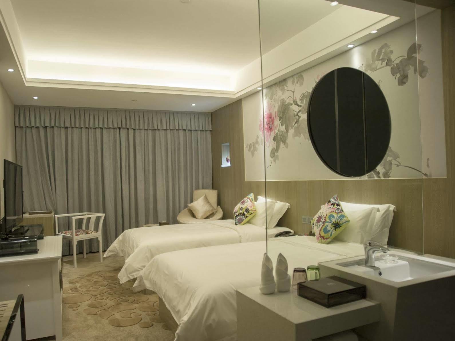 Paco Hotel Tаojin Metro Guangzhou - Free Shuttle Bus For Centen Fair 외부 사진
